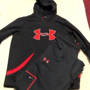 Youth boys under armour sweatsuit.